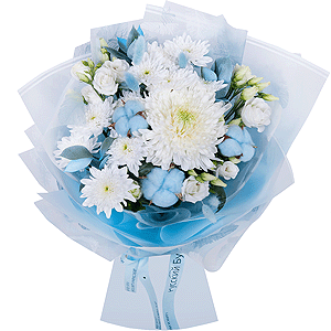 Baltica White Spray Chrysanthemum - 4, Magnum White Chrysanthemum - 3, lisianthus - 3, Cotton bud, Ruscus, Dried flowers decor, Wrapping Paper