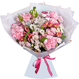 Гвоздика розовая - 8, Альстромерия белая, нежно-розовая - 5, Хризантема кустовая Сантини белая - 3, Хризантема кустовая Балтика белая - 3, Хризантема кустовая Сталион - 3, Лизиантус (Эустома) розовый - 3, Рускус, Современная упаковка