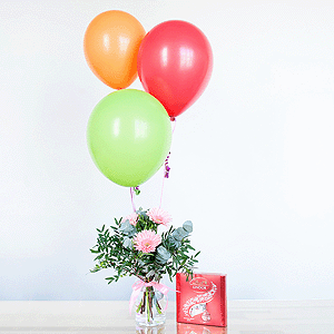 Gift set "Gerberas, sweets and balloons" with delivery Stavropol