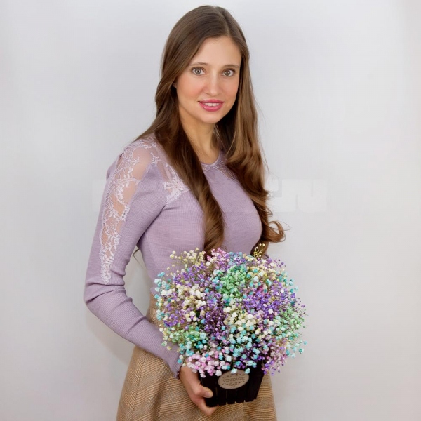 Colored gypsophila - 11, Oasis, Film, Wooden pot