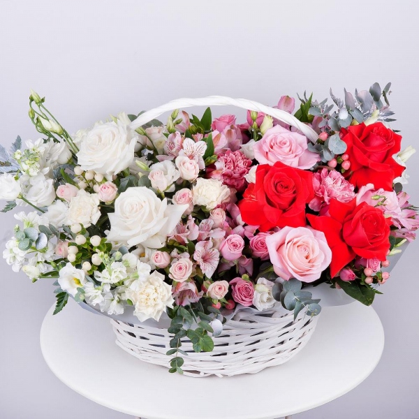Pink rose 50 cm - 6, White rose 50 cm Ecuador - 5, Carnation white, cream - 4, Bright pink spray rose mix, 50 cm - 8, Alstromeria white, soft pink - 8, White Matthiola - 3, lisianthus - 8, Red rose Nina 50 cm - 5, Pink carnation - 4, Large Basket, Oasis, Eucalyptus Cinerea, Fern (1 pc.), Hypericum