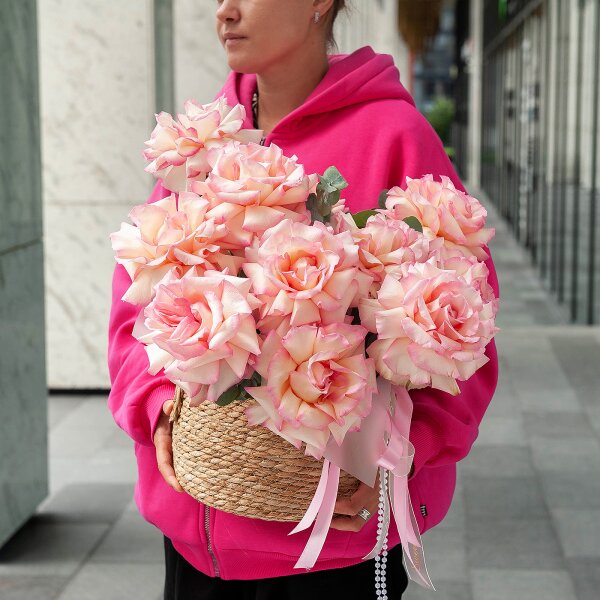 Rose Esperance - 11, Medium Basket, Ribbon