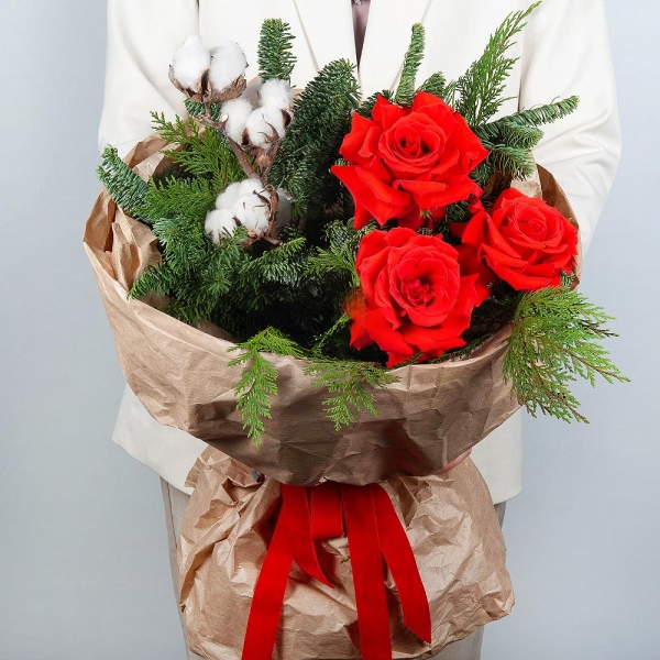 Rose Red 50 cm Ecuador - 5, Spruce branches (1pc.), Thuja, Cotton branch, Wrapping Paper