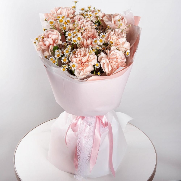 Carnation white, cream - 13, Chamomile - 4, Wrapping Paper