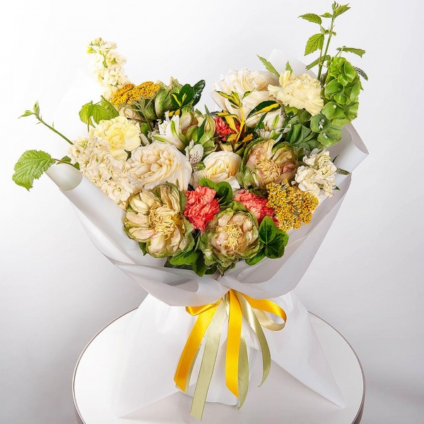 Rose Veggie 50 cm - 5, Rose Yellow 50 cm Ecuador (Mohana, Latina, Brighton) - 3, Yellow carnation - 4, White Matthiola - 3, Alstromeria white, soft pink - 4, Pink carnation - 5, Veronica spray, Moluccella, Pittosporum,  Raspberry branch, Wrapping Paper