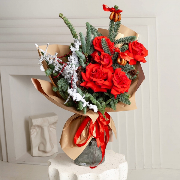 Rose Red 50 cm Ecuador - 7, Spruce branches (1pc.), Artificial branch, Decorative element small, Cones (1pc.), Decorative element medium, Wrapping Paper
