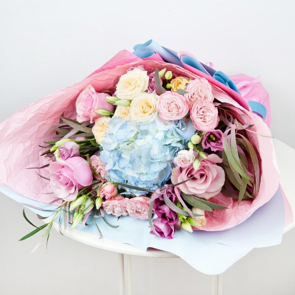 Blue/purple hydrangea - 1, Spray rose: white, cream, light pink 50 cm - 5, Pink Lisianthus (Eustoma) - 5, Pink rose 50 cm - 5, Eucalyptus, Wrapping Paper