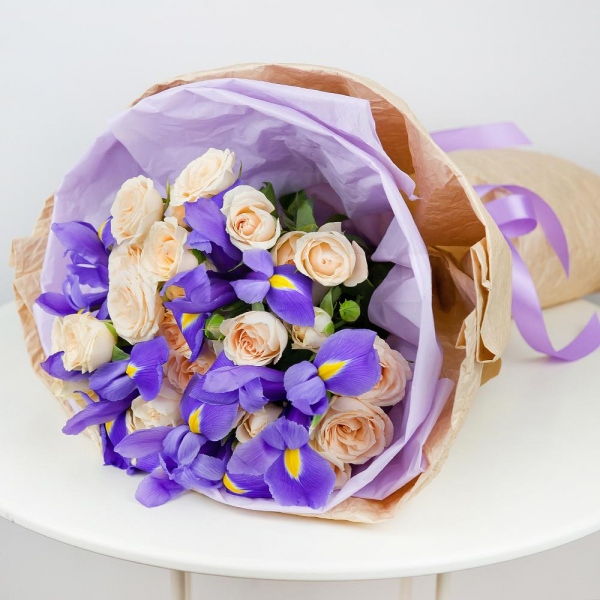 Spray rose: white, cream, light pink 50 cm - 10, Irises - 9, Wrapping Paper