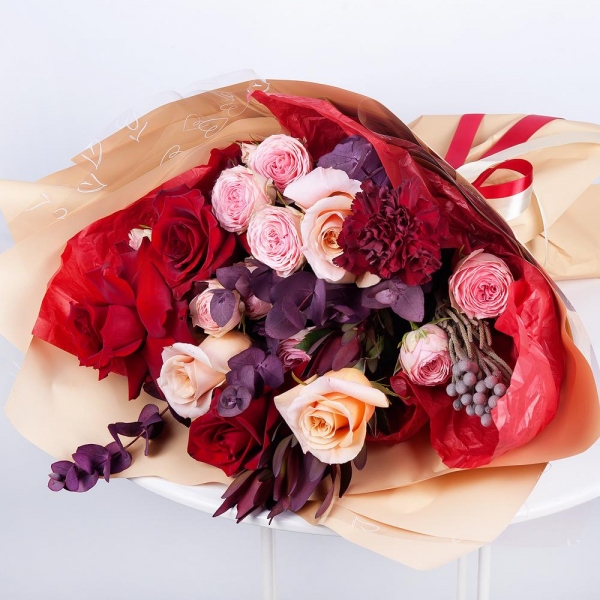 Red rose 50 cm - 4, Rose Cream 50 cm - 3, Peony sprayrose - 3, Carnation red - 2, Leukodendron, Brunia Green Lanuginosa (1 pc.), Eucalyptus Cinerea, Wrapping Paper, Ribbon