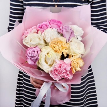 White rose 50 cm - 3, Pink rose 50 cm - 4, Carnations - 6, Wrapping Paper, Ribbon