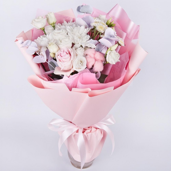 Baltica White Spray Chrysanthemum - 1, Athos poms Stallion - 2, lisianthus - 2, Pink rose 50 cm - 1, Eucalyptus Cinerea, Cotton bud, Wrapping Paper