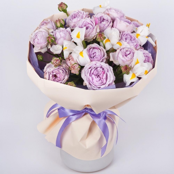 Peony sprayrose - 7, Alstromeria white, soft pink - 8, Wrapping Paper, Ribbon