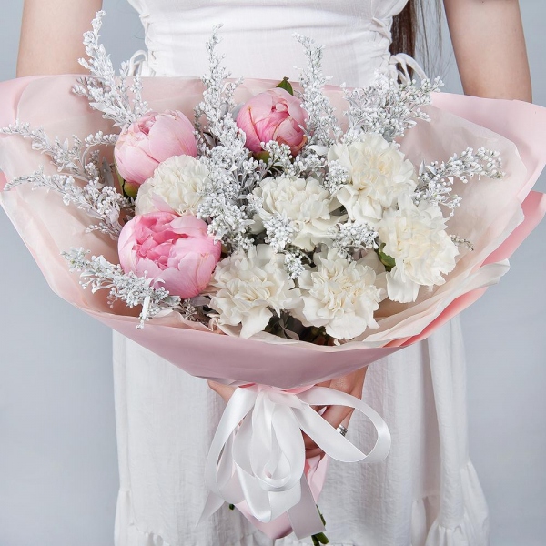 Peony pink - 5, Carnation white, cream - 10, Solidago (1 pc.), Wrapping Paper
