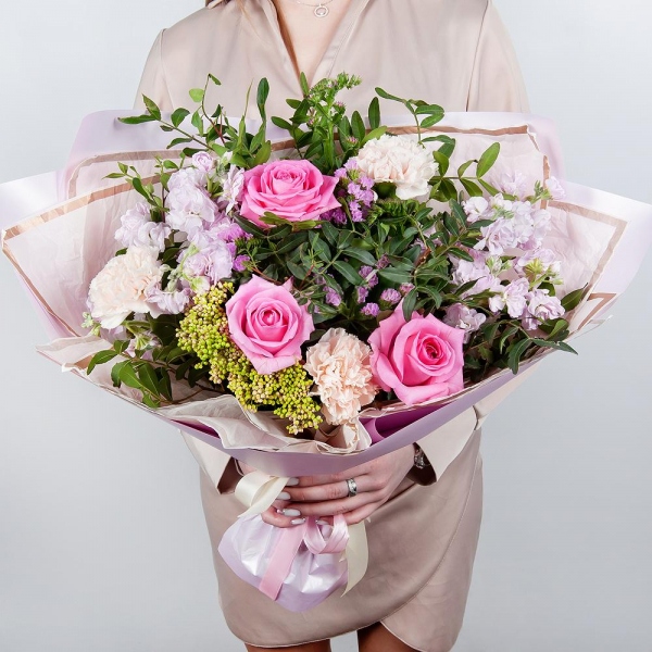 Pink rose 50 cm - 3, Carnation white, cream - 5, Pink Matthiola - 3, Ozotamnus, Pink Statice, Pistachio, Wrapping Paper