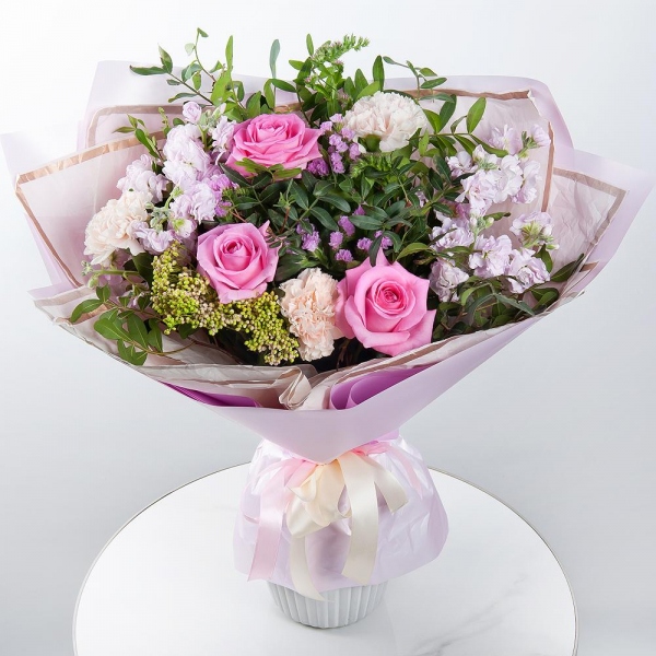 Pink rose 50 cm - 3, Carnation white, cream - 5, Pink Matthiola - 3, Ozotamnus, Pink Statice, Pistachio, Wrapping Paper