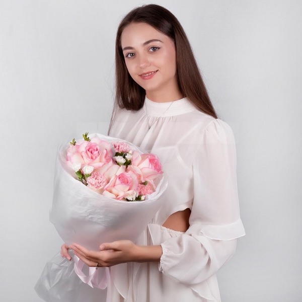 Rose Esperance - 4, Pink carnation - 4, White spray carnation - 5, Wrapping Paper