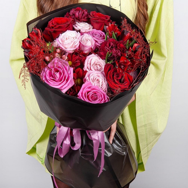 Red rose 50 cm - 3, Pink rose 50 cm - 3, Bacardi Red Spray Chrysanthemum - 1, Carnation red - 7, Alstromeria Red, Bright Pink - 6, Peony sprayrose - 2, Hypericum, Asparagus umbelatus (1 pc.), Wrapping Paper